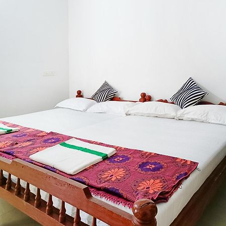 Alma Homestay Mararikulam Extérieur photo