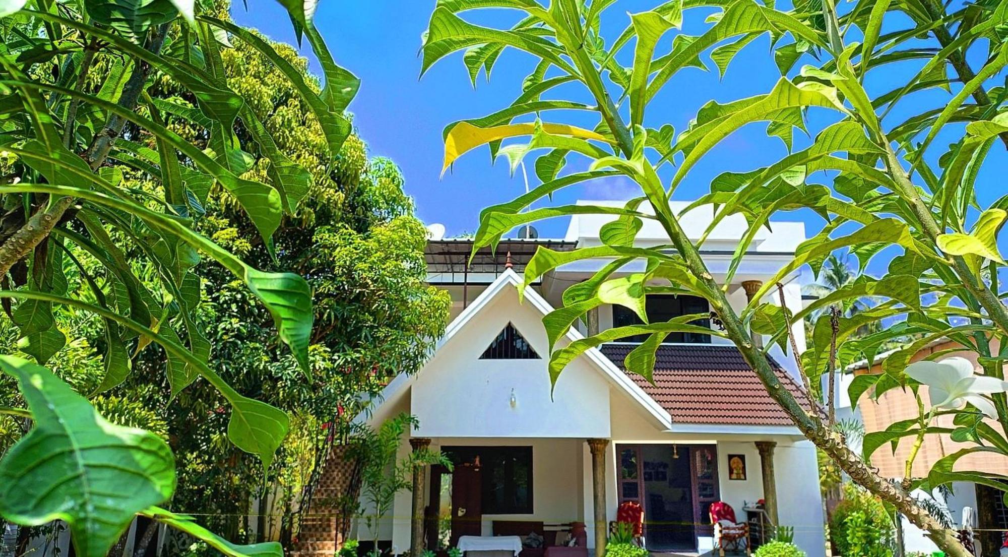 Alma Homestay Mararikulam Extérieur photo